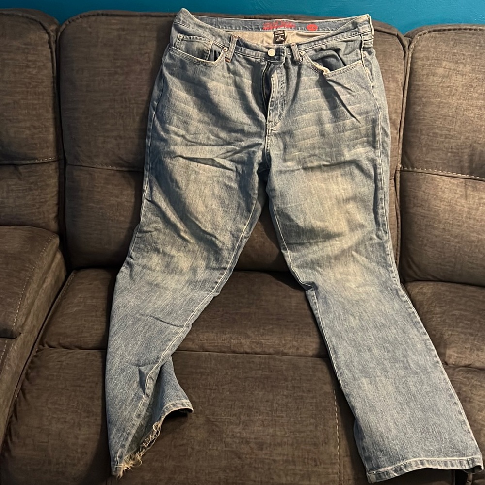 New York and Co. West Side Jeans, size 14